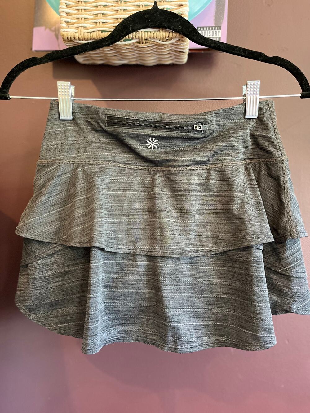 Athleta tiered ruffle Tennis Skirt in mint condition